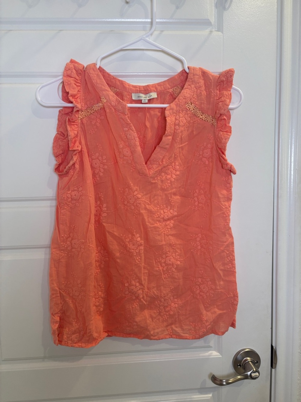 Skies Are Blue Coral Embroidered Ruffle Sleeve Boho Top Size S Cotton